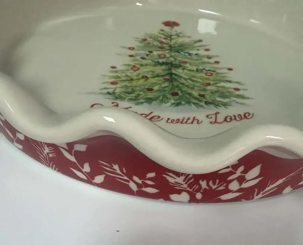 Pioneer Woman 9” Pie Dish “Made with Love” Ruffled Edge Christmas Tree
